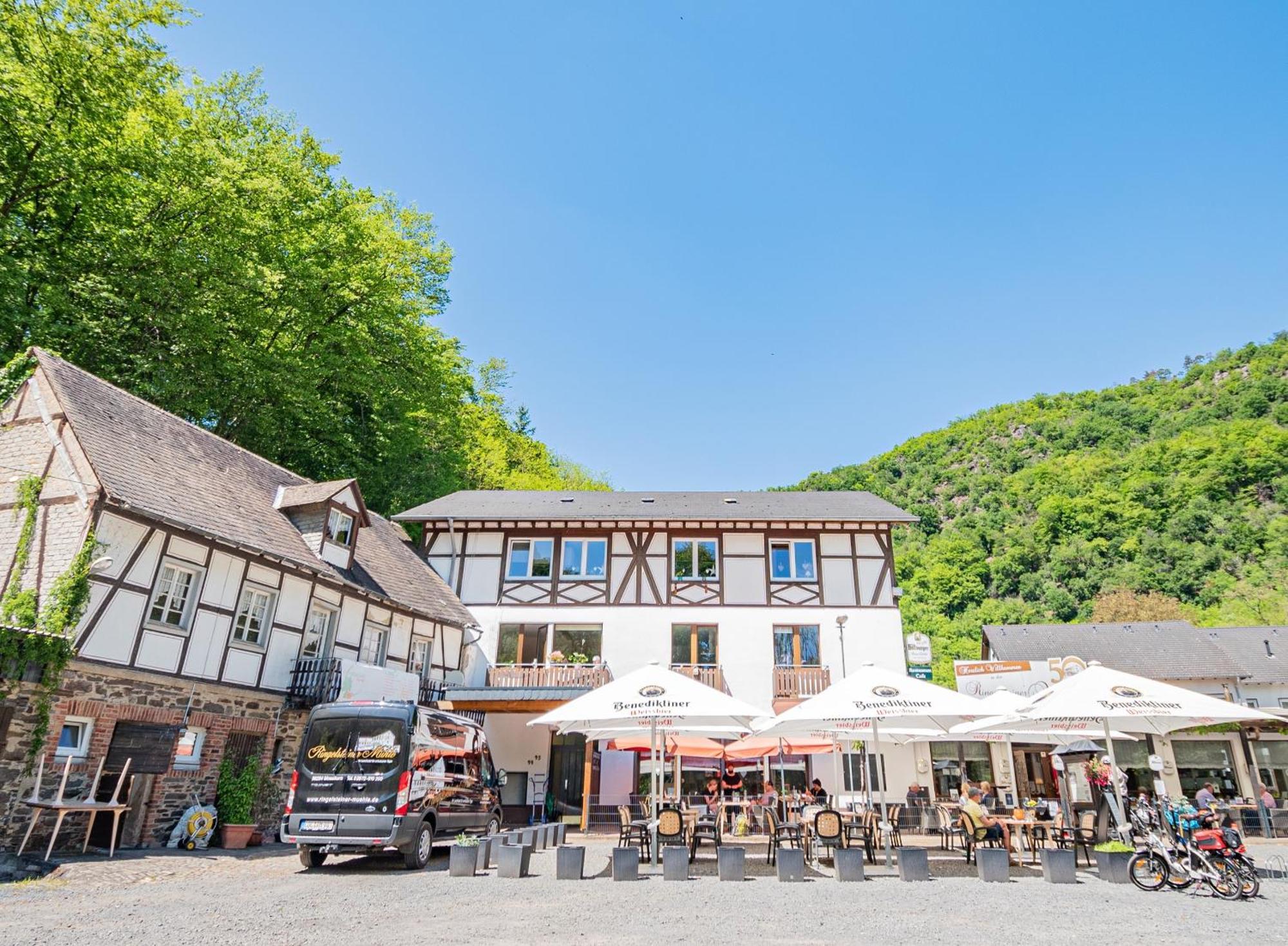 Landhotel Ringelsteiner Muehle Moselkern Exteriör bild