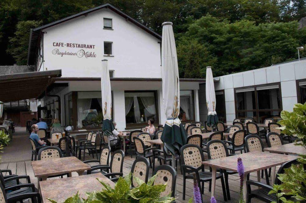 Landhotel Ringelsteiner Muehle Moselkern Exteriör bild